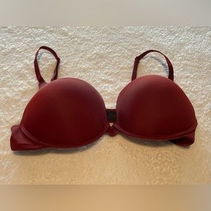Fredrick’s of Hollywood Push Up Bra